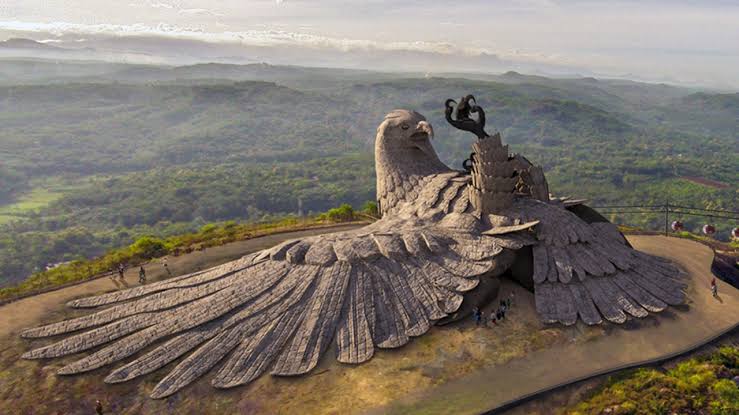 places to visit near jatayu earth centre